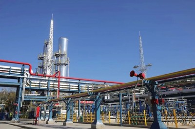 燕山石化1萬(wàn)標(biāo)立/小時(shí)氫氣提純?cè)O(shè)施完善項(xiàng)目建成投產(chǎn)，助推石化產(chǎn)業(yè)綠色轉(zhuǎn)型